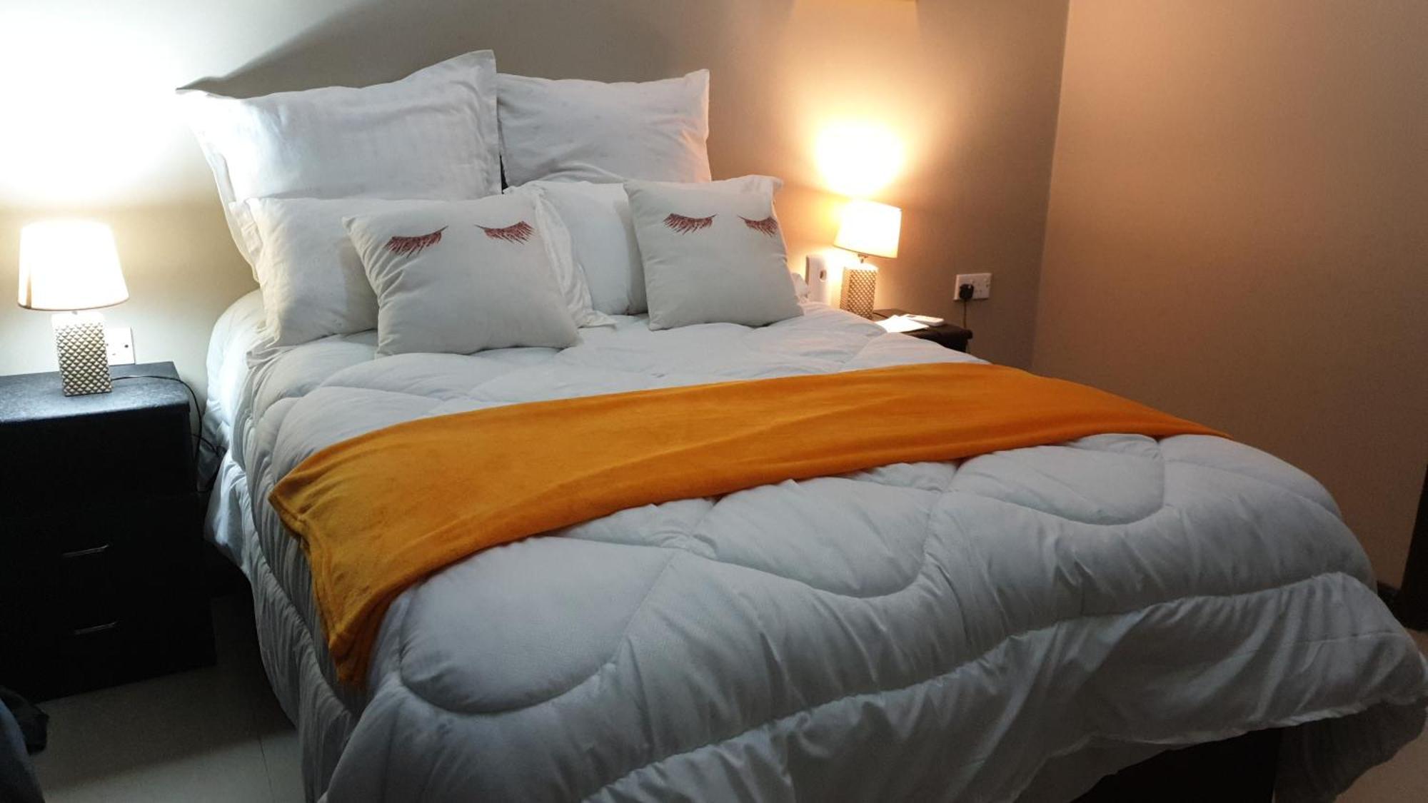 Villa Lombe, Off Great East Road, Silverest Silver Rest ภายนอก รูปภาพ